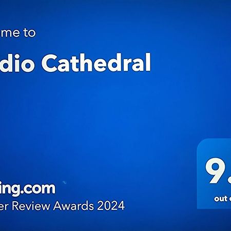 Studio Cathedral เบรยลา ภายนอก รูปภาพ