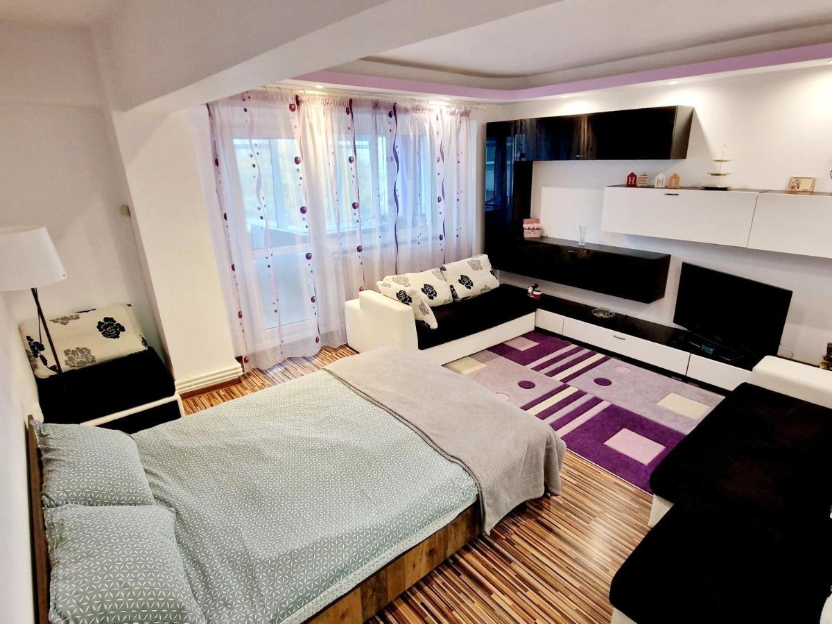 Studio Cathedral เบรยลา ภายนอก รูปภาพ